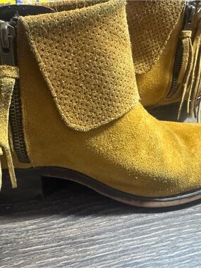 Justin Boots Men's Suede Chukka Boots in Mustard Yellow